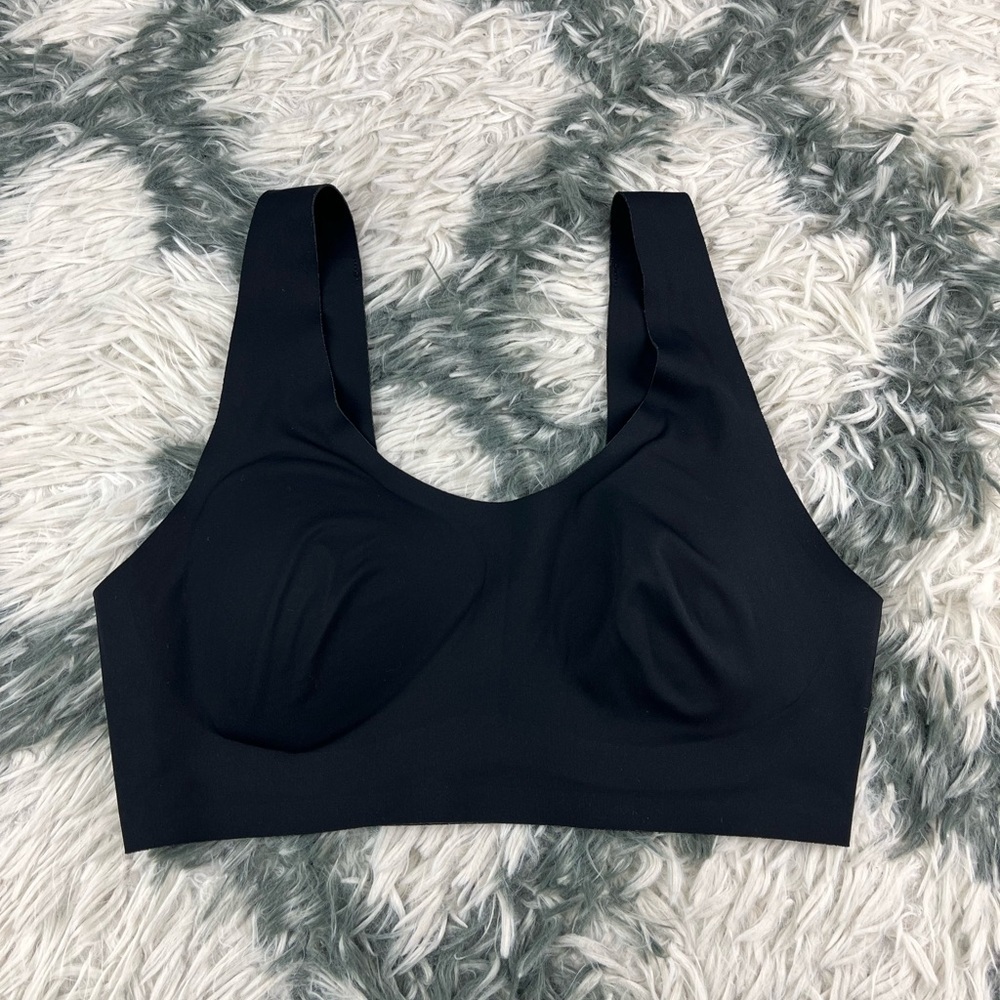 OFFLINE By Aerie Women's Real Me XTRA Classic Sports Bra Size Small Black